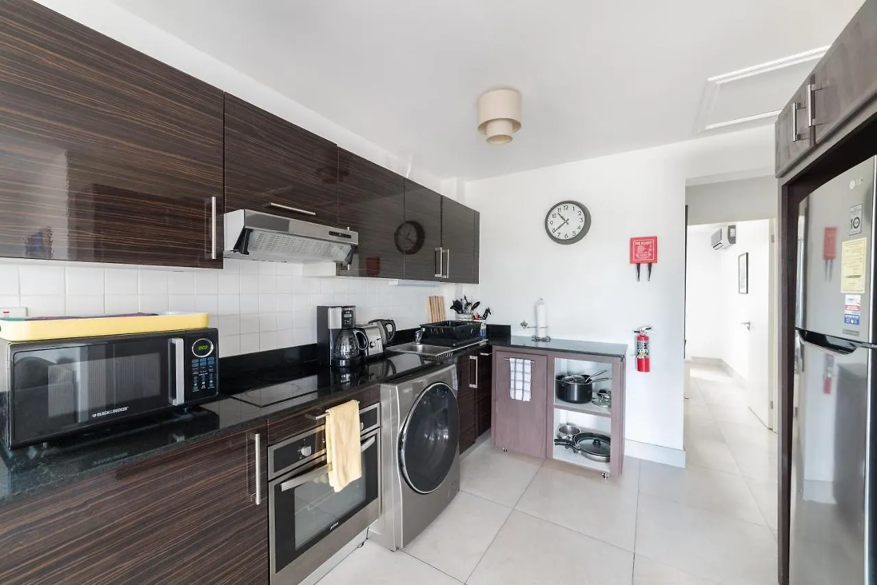 Lantana No. 3 Apartment Saint James
